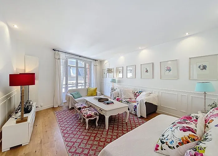 Holiday home Maison Escapade Normandie Deauville 4 (adults Only) Trouville-sur-Mer